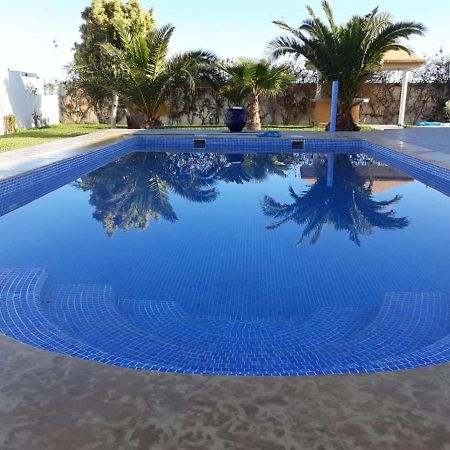 Villa Climatisee Avec Piscine Privee, Ras El Ma Bouarfaten Exterior foto